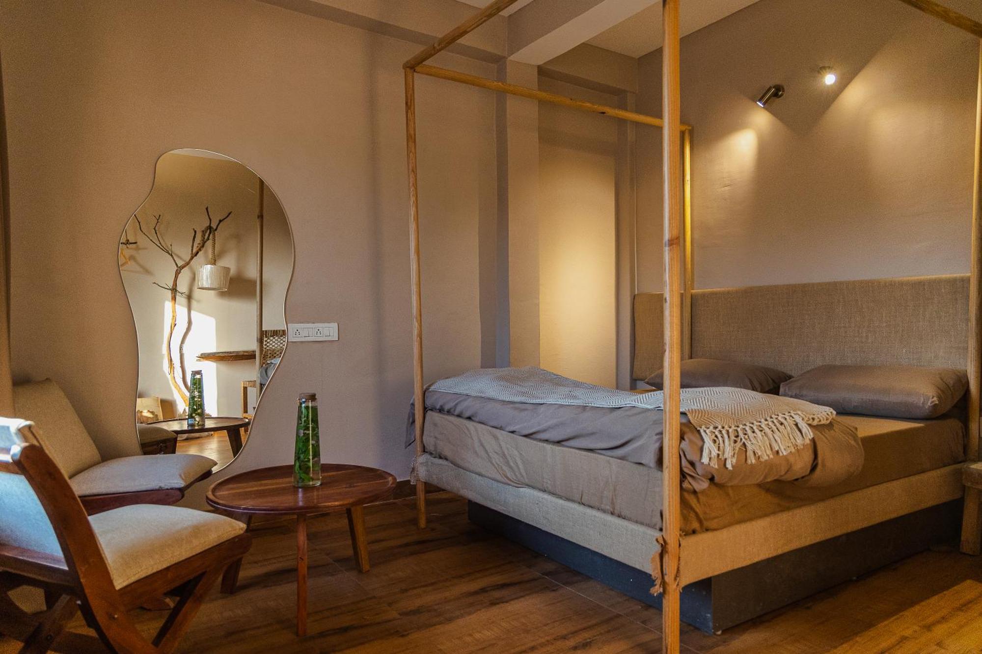 Exstasy Stays - Bathtub Rooms & Cafe - Your Romantic & Cozy Getaway - Thhpsociety - Mukteshwar Bagian luar foto