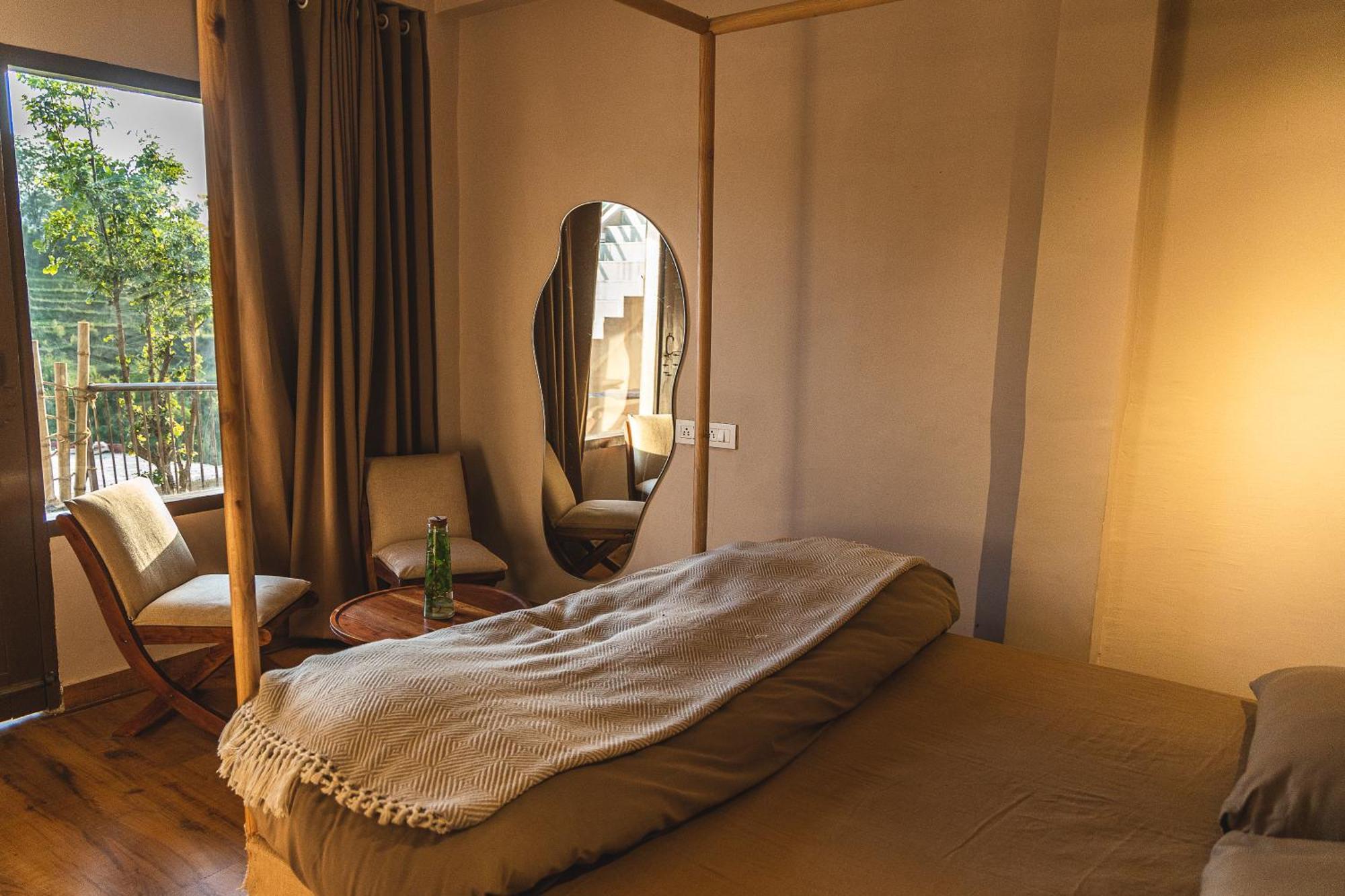 Exstasy Stays - Bathtub Rooms & Cafe - Your Romantic & Cozy Getaway - Thhpsociety - Mukteshwar Bagian luar foto